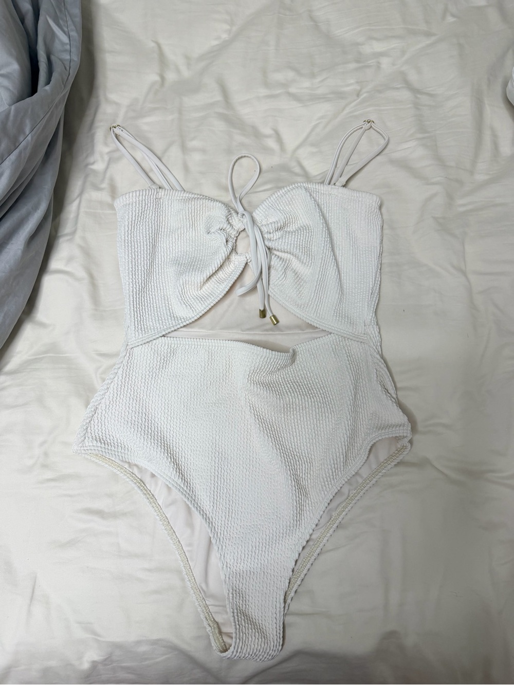 Billabong White Textured One-Piece with Front Tie Cutout - Picture 1 of 2
